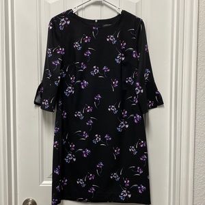 Banana Republic Petite Floral Split Cuff Dress